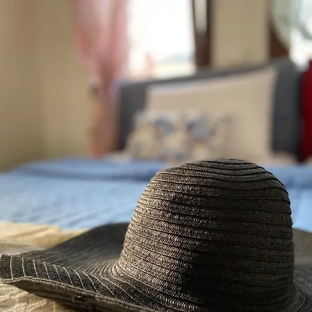 Fofo's Maizonette Apartman *